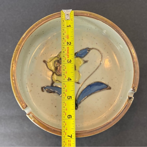 Beautiful Vintage Ceramic Stone Ashtray Mid Century Floral Design 7” - Picture 5 of 7